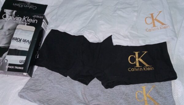 3 pcs of pack Calvin Klein Men's Logo boxer - Image 3