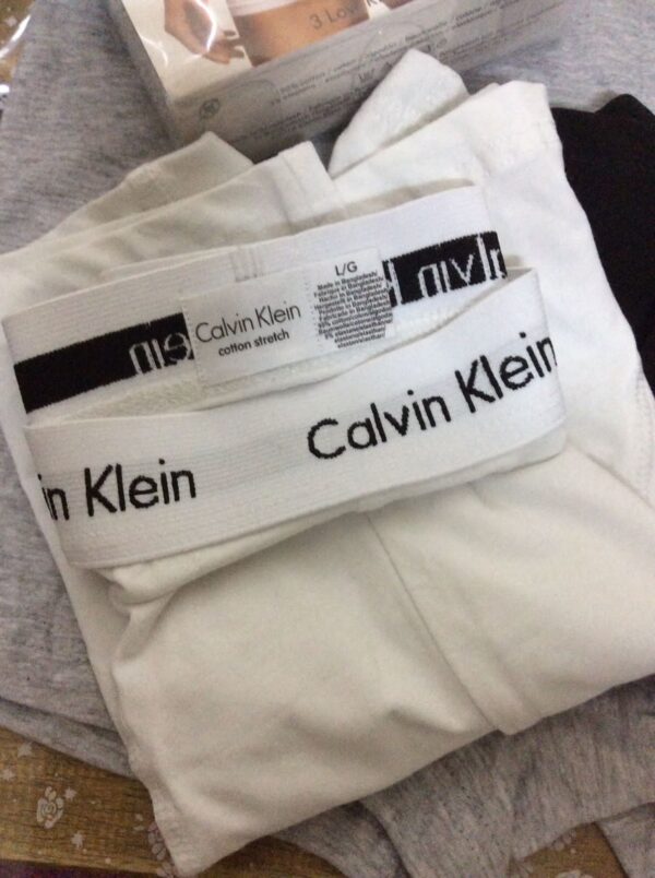 3 pcs of pack Original Calvin Klein Men's boxer Trunk - Image 7